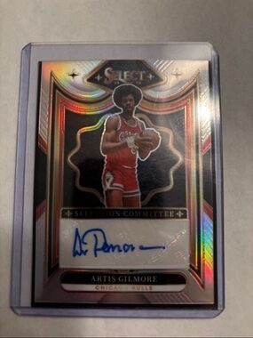 NBA Panini Select Artis Gilmore Autograph Card - Red, Black, Silver